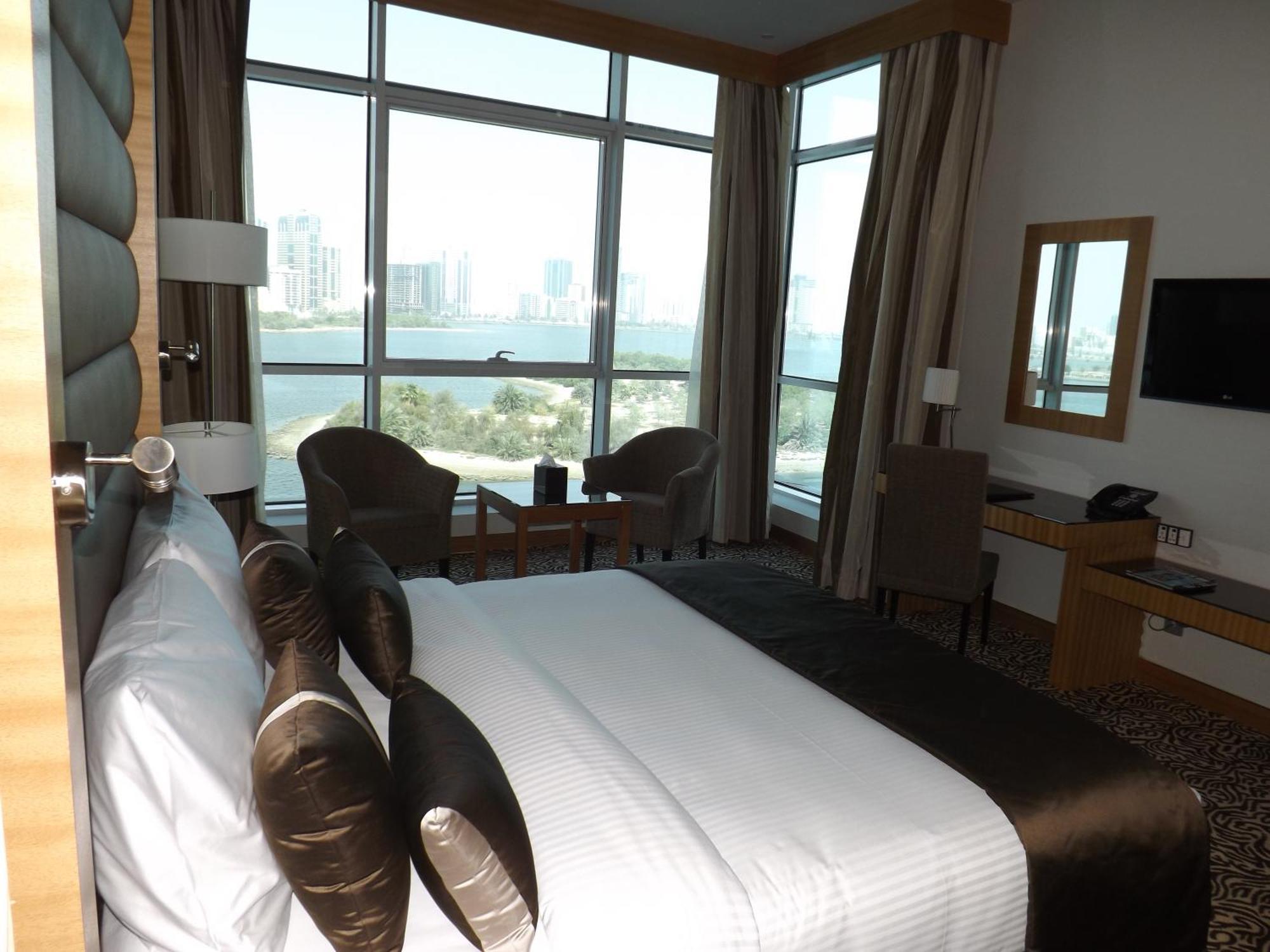 Copthorne Hotel Sharjah Exterior foto